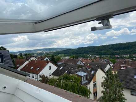 Neuwertige Dachgeschosswohnung in Pforzheim