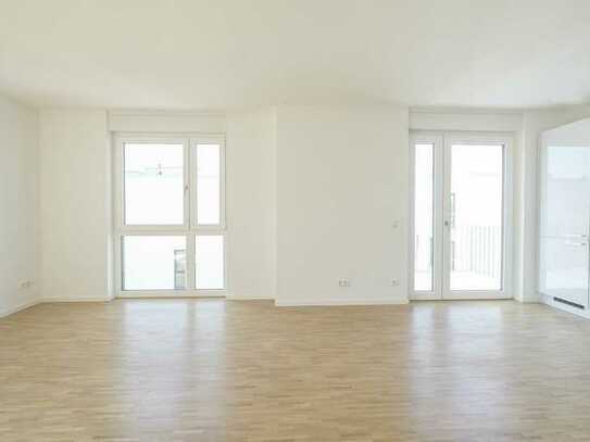 *Erstbezug* Lichtdurchflutete 2-Zi-Wohnung mit Balkon und neuer Einbauküche!