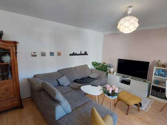 Helle und schöne 4-Zimmer-Wohnung mit Balkon und EBK in Karlsruhe