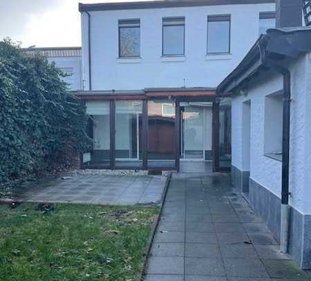 229.000,- € TOP-Kauf MG- Einfamilienhaus, 2 Schlafzimmer, Wintergarten,direkt vom Eigentümer