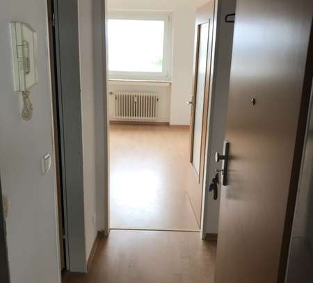 Helle 1-Zimmerwohnung (27,6 qm) mit Pantryküche