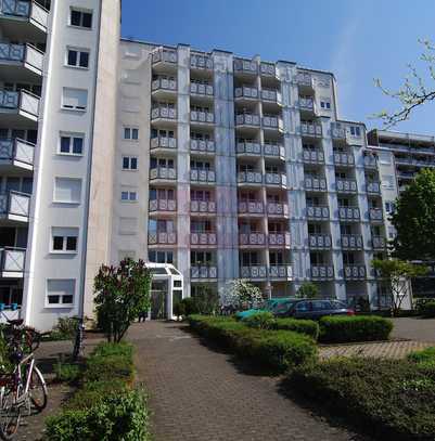 1-ZIMMERAPARTMENT MIT KÜCHE, WANNENBAD, BALKON u. Stellplatz! Nähe SpoHo Köln!