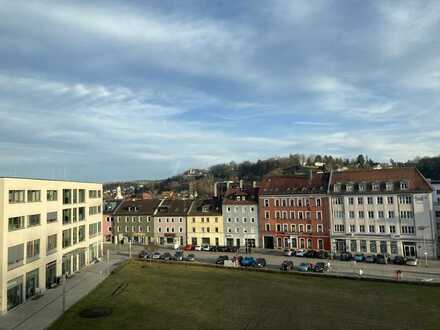 Lichtdurchflutete Gastronomiefläche im Zentrum von Passau