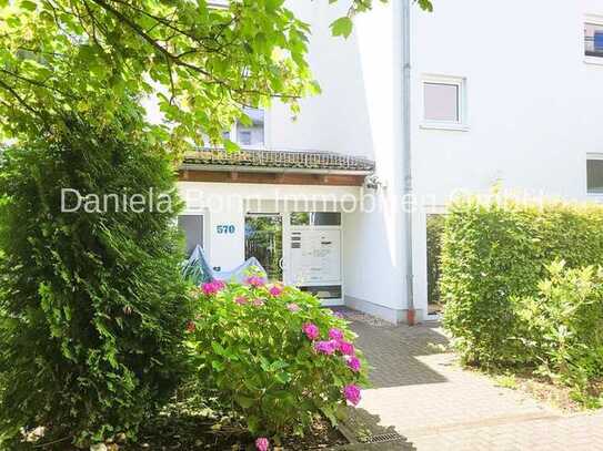 TOP KAPITALANLAGE! Gut vermietete und seniorengerechte 2 Zimmerwohnung mit Loggia im Christinapark!