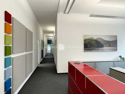 Moderner Grundriss und hohe Decken - Ihr Büro mit hervorragender Andbindung!