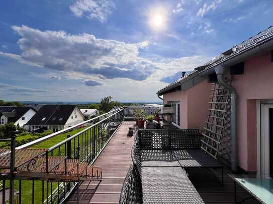 ✨ Einzigartiges Wohnkonzept 💎 Neuwertiges 3-Zimmer Penthouse mit Terrasse, Aufzug & Erdwärme 🌳