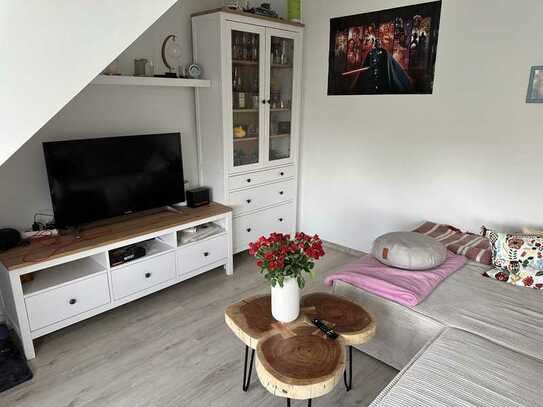 Freundliche 2 Zimmer Wohnung mit Einbauküche nahe FH