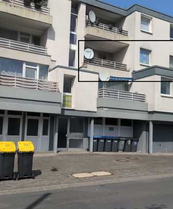 fertig renovierte helle 4ZKB Wohnung in Zentrumsnähe mit großem Balkon ab 01.06.2024