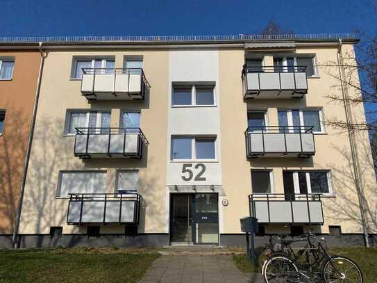 Helle 1-Zimmer-Wohnung mit Balkon