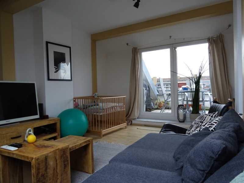                                                               Helle 81 m&sup2; Dachgeschoss Wohnung                                                       in Gibitzenhof (Nürnberg)