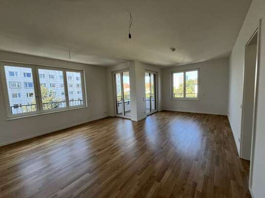 Neubauapartment 3 Zimmer, 2 Bäder, Balkon mit Einbauküche!