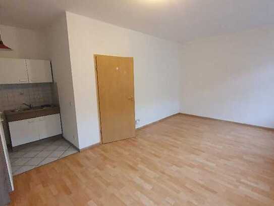 praktische 1-Raumwohnung mit Küchenzeile