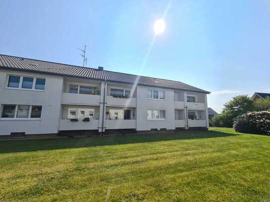 Schöne Seniorenwohnung mit Balkon im OG