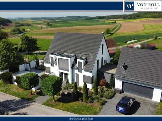 Exquisites Anwesen in Oberscheinfeld: Luxuriöse Villa mit unverbaubarem Ausblick