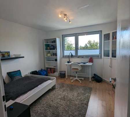 600 € - 15 m² - 4.0 Zi.