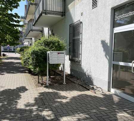 Sehr schöne 2-Zimmerwohnung mit Balkon und PKW-Stellplatz zu vermieten