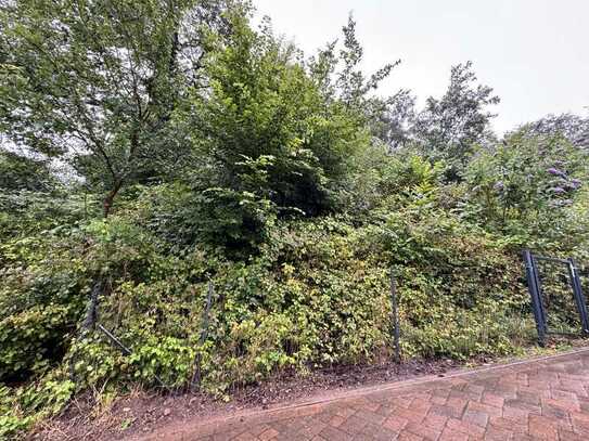 Am Wald grenzendes Grundstück, aber trotzdem Zentrum nah