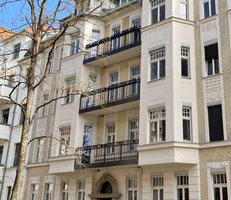 Großzügige 3+2halbe-Zimmer-DG-Maisonette Whg. mit Dachterrasse in Leipzig-Schleußig