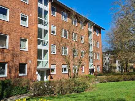 Kiel-Projensdorf: Vermietete 3-Zimmer-Eigentumswohnung mit Balkon im Hochparterre