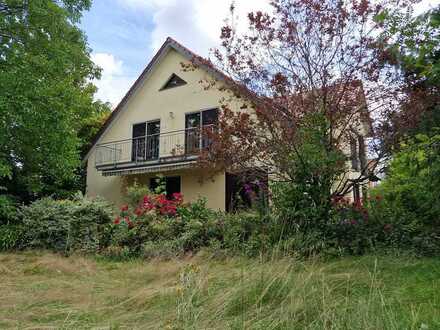 *Familienparadies zum Verkauf**Freistehendes Einfamilienhaus mit Charme*Provisionsfrei*