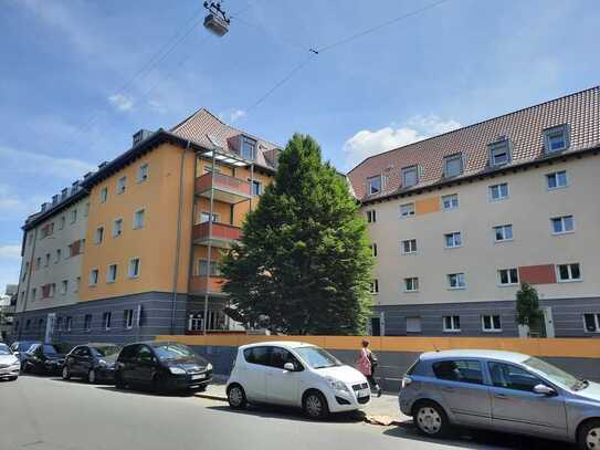 2-Zimmer-Wohnung mit Balkon - BESICHTIGUNG NUR NACH VORHERIGER ZUSENDUNG DES BEWERBUNGSBOGENS