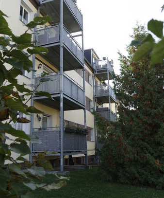 Zwenkau - tolle 4-Raumwohnung mit 2 Balkonen, Tageslichtbad, Stellplatz & EBK am Zwenkauer See