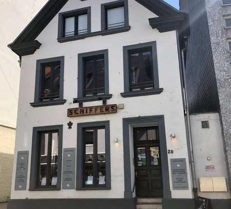 Erstbezug nach Umnutzung - Stilvolle Erdgeschosswohnung im Stil eines Lofts