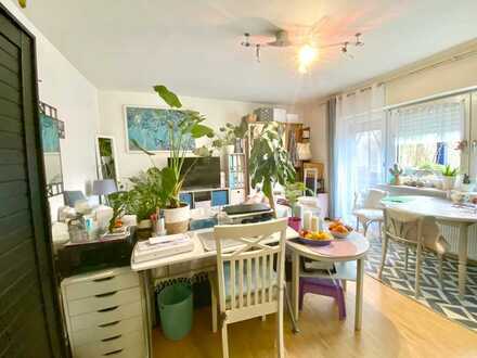 Teilmöbilierte 1-Zimmer EG-Wohnung mit Balkon und EBK am Schlossgarten
