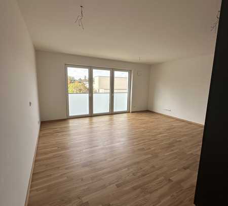 **Appartement mit moderner Einbauküche**