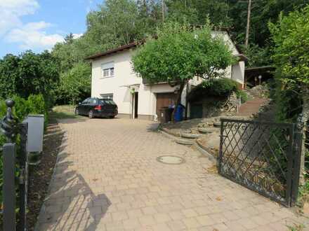 Einfamilienhaus mit ELW in ruhiger Waldrandlage m. Weitblick zw. Stallwang u. Traitsching