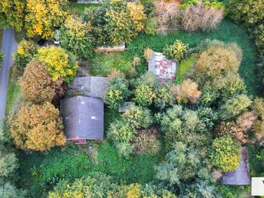 Sanierungsbedürftiges Zweifamilienhaus mit großem Grundstück und Ferienhaus! Ihausen