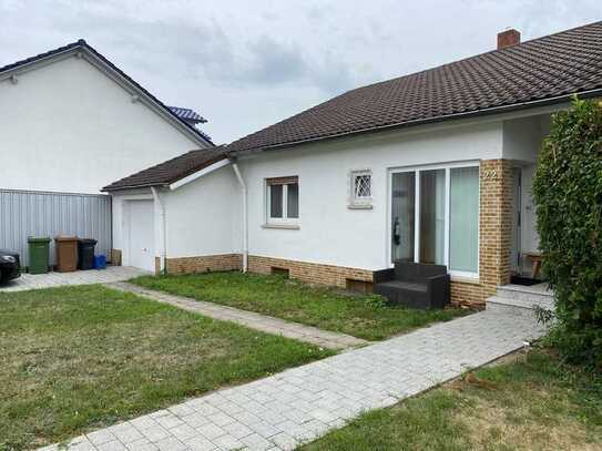 Freistehendes und gepflegtes Einfamilienhaus mit Garten und Terrasse