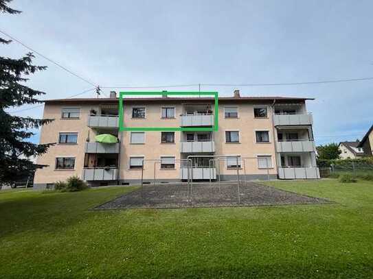 3-Zimmer Wohnung mit Balkon und Garage