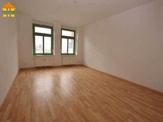 Familienwohnung mit Balkon - Hochparterre!