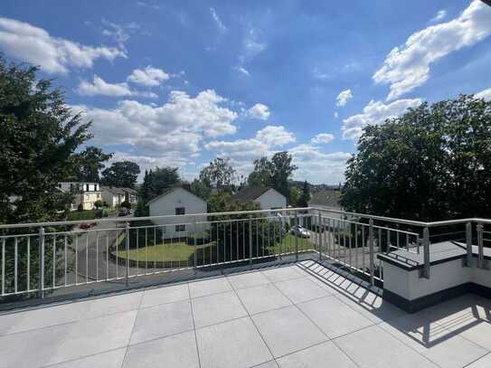 Stilvolles Wohnen in ruhiger Nachbarschaft - 3-Zimmer-Wohnung mit sonniger Dachterrasse