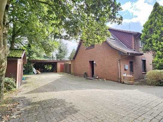 immo-schramm.de: 1-2-Familienhaus mit Carport