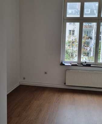 Ruhige Altbauwohnung im Frankanberger Viertel