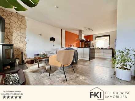 **Renoviertes Reihenmittelhaus mit Doppelgarage in Mittelhof**