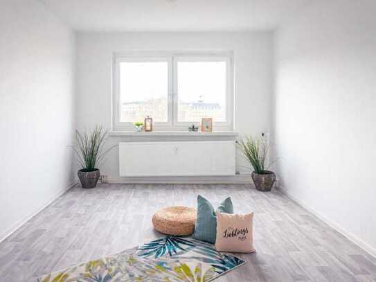 Geräumige 5-Raum-Wohnung mit Badewanne