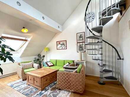 Stilvolle 3-Raum-Maisonette-Wohnung mit Balkon und neuwertiger Einbauküche in Krefeld