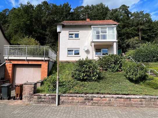 Schönes Einfamilienhaus mit tollem Blick über Waldfischbach-Burgalben