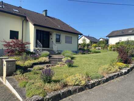 Lassen sie sich verzaubern!
Ein besonderes Haus, in einer besonderen Lage!