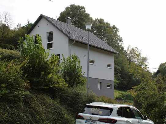 Einfamilienhaus in Flörsbachtal zu verkaufen!