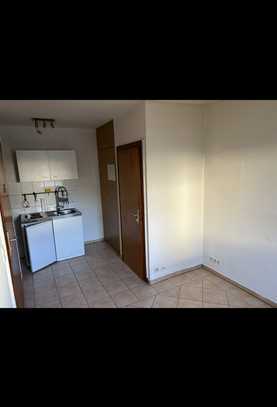 Helles, kompaktes 1-Zimmer-Studio-Apartment in Offenbach-Bürgel