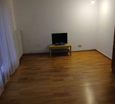 Large, bright, fully equipped room in Karlsruher Straße for 2 months rent