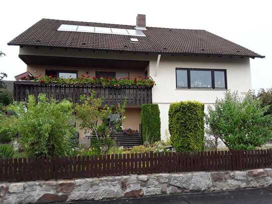 Freundliche 2-Zimmer-Souterrain-Wohnung mit Terrasse in Sondheim vor der Rhön