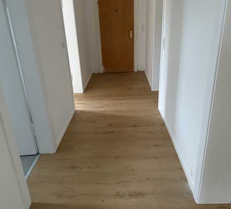 Frisch renovierte 3-Zimmerwohnung, Nähe Uniklinikum
