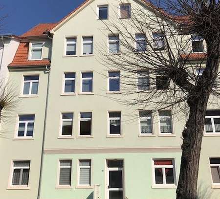 Wunderschöne 2 Raum-Wohnung mit Balkon im Herzen von Arnstadt