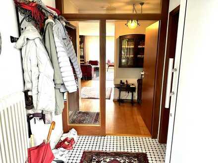 BOCHUM – WIEMELHAUSEN: ETW MIT RHEIHENHAUSFLAIR AUF 124 M² WOHNFLÄCHE/ 2-ETAGEN/ GARTEN/ GARAGE