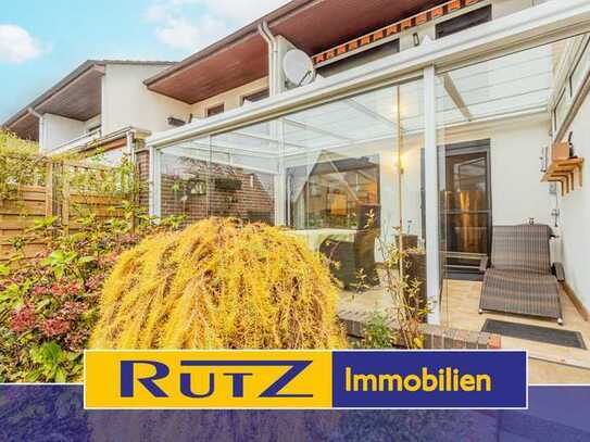 Delmenhorst-Stickgras | Modernisiertes Reihenmittelhaus mit Garage, Keller und überdachter Terrasse